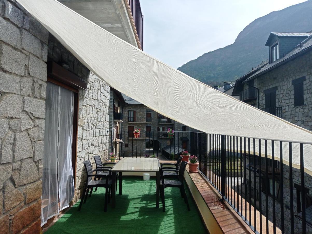 Vivienda Benasque Ibonet Appartement Buitenkant foto